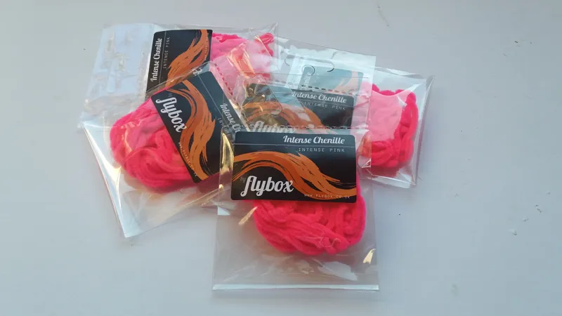 Flybox Intense Chenille in Intense Pink